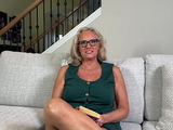 Gilf of the Year Nina Nite reads to you